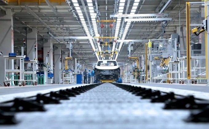 Shaanxi Xianghelixin Automobile Sales Service Co., Ltd. dây chuyền sản xuất của nhà sản xuất